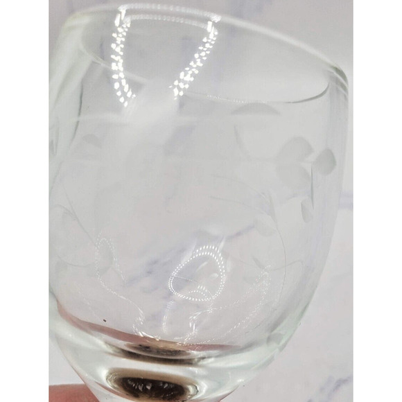 Set of 4 Vintage Etched Crystal Cordial Liquor Glasses Four Inch Stemware - Picture 9 of 11